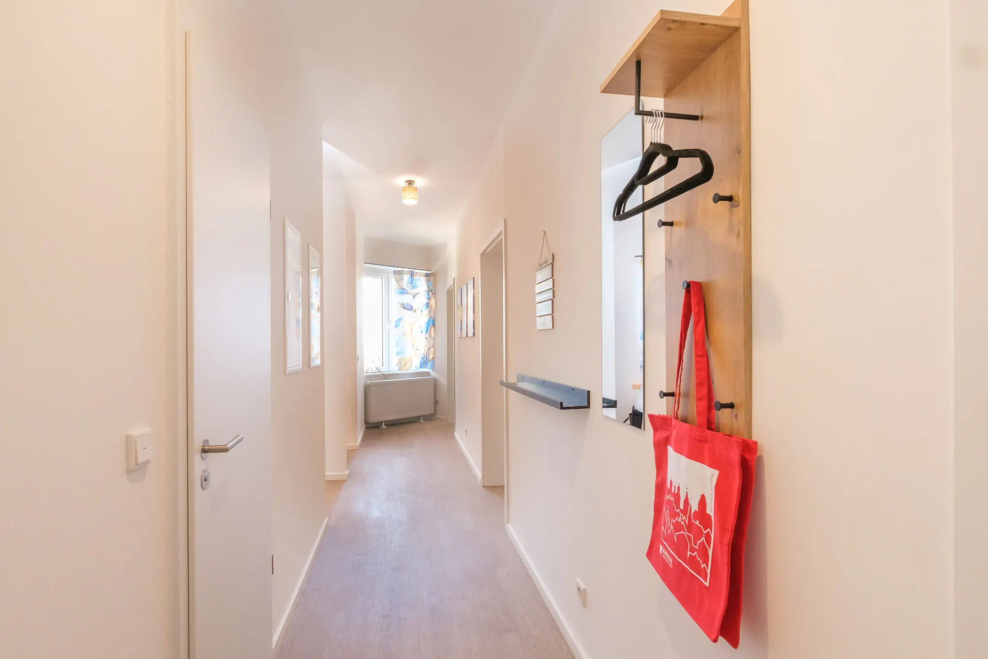 Ferienwohnung in Bergisch Gladbach, Flur